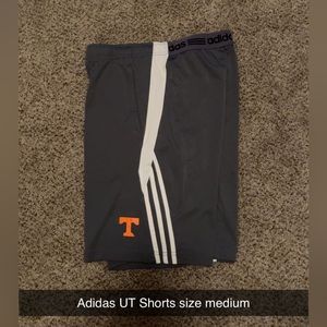 Tennessee Vols Adidas Shorts Size Medium
